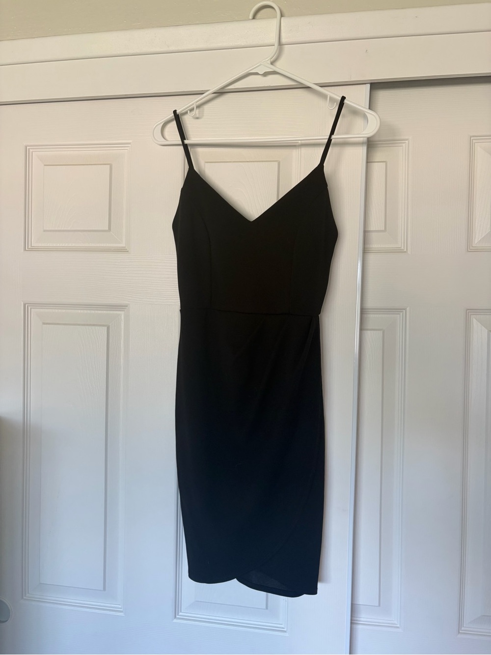 Lulu's Black V-Neck Spaghetti Strap Mini Dress